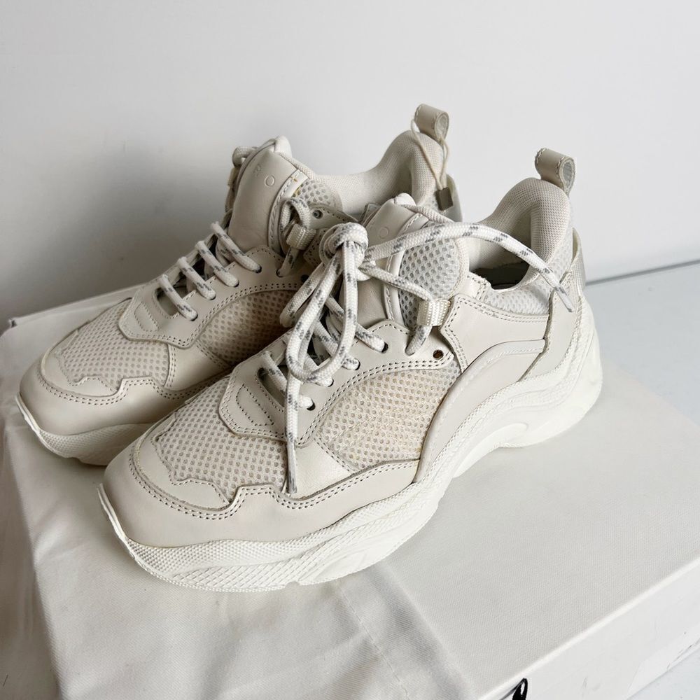 IRO Curverunner Sneakers